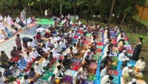 Jemaah Naqsabandiyah, Idul Fitri 2025, Tradisi Sufi, Hisab Munjid, Lebaran Hari Ini, Sumatera Barat, Takbiran