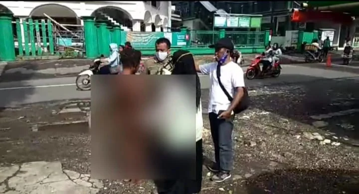 Perempuan Odgj &Quot;Gisel&Quot; Pemeran Adegan Wik-Wik Di Emperan Toko Ditangkap Perempuan Odgj &Quot;Gisel&Quot; Pemeran Adegan Wik-Wik Di Emperan Toko Ditangkap