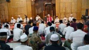 Menteri Pan Rb Hadiri Haul Kh Muhammad Farid Wajdi Di Ponpes Al Ghofilin Talangsari Jember