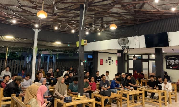 Diskusi MBG di Jember (Foto: Ambang/Pelitaonline.co)