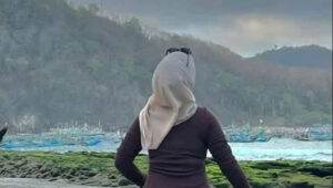 Bu Guru Salsa Klarifikasi Video Viral Dirinya
