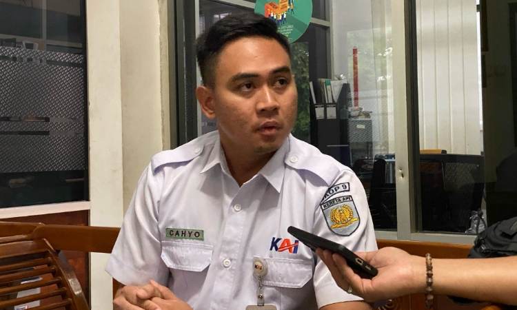 Manager Hukum dan Humas PT KAI Daop 9 Jember Cahyo Widiantoro (Foto: Istimewa)
