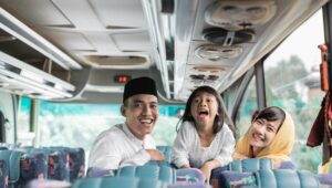 Cuti Bersama 2025, Libur Lebaran 2025, Jadwal Cuti Nasional, Kalender Libur 2025, Cuti Panjang 2025, Liburan Idul Fitri, Kebijakan Cuti 2025