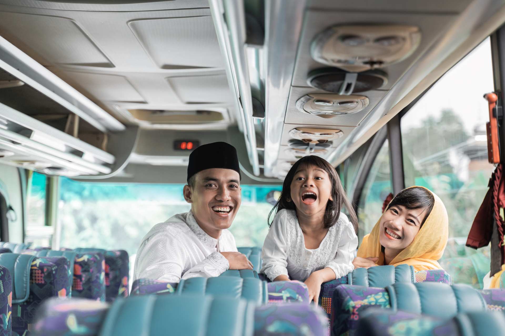 Cuti Bersama 2025, Libur Lebaran 2025, Jadwal Cuti Nasional, Kalender Libur 2025, Cuti Panjang 2025, Liburan Idul Fitri, Kebijakan Cuti 2025