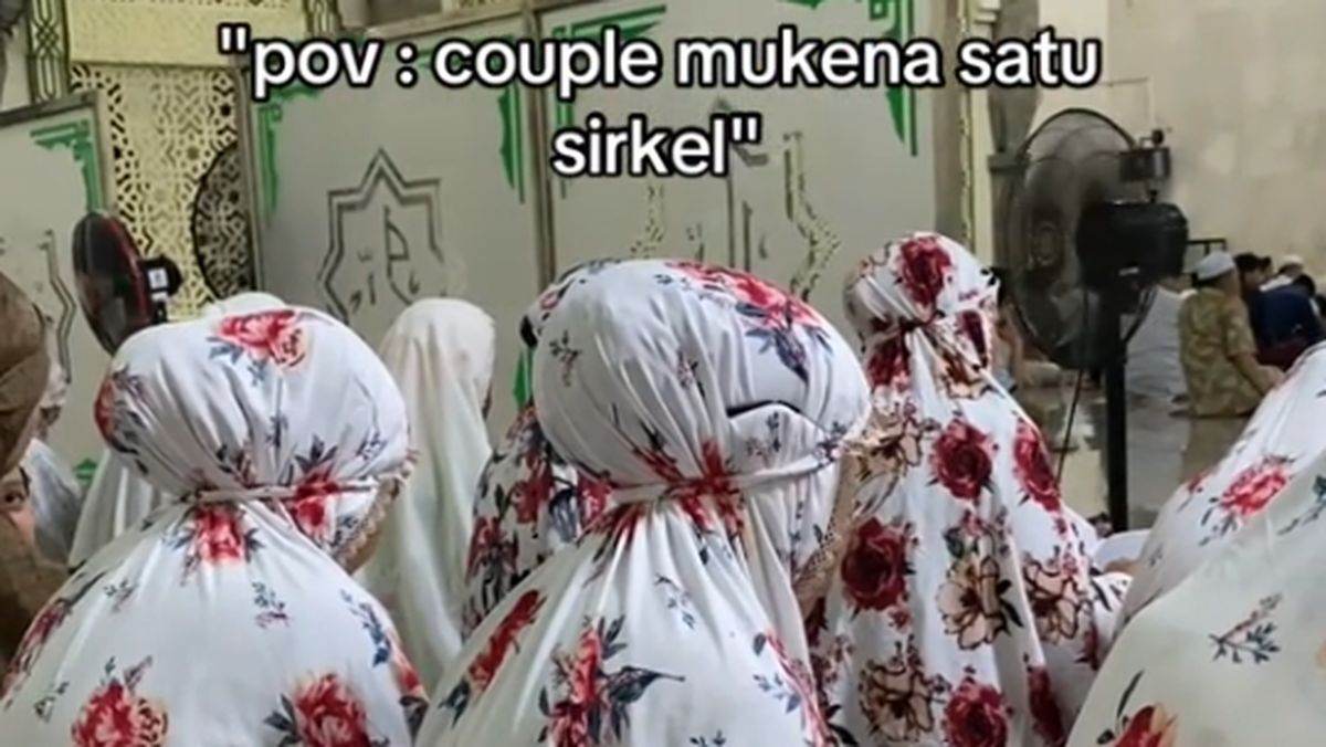Emak-emak Bermukena Seragam, Video Viral Ramadan, Tradisi Tarawih Indonesia, Viral di TikTok, Mukena Seragam, Ramadan 2025, Komunitas Muslim