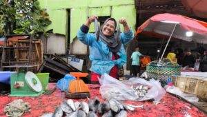 ketersediaan ikan ramadan, stok ikan 2025, harga ikan ramadan, pasokan ikan nasional, konsumsi ikan puasa, distribusi ikan, stabilitas harga ikan
