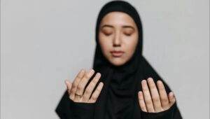 manfaat puasa bagi kesehatan kulit, puasa untuk kulit sehat, detoks kulit saat puasa, kulit cerah alami, puasa dan kolagen, keseimbangan pH kulit, kulit glowing tanpa skincare