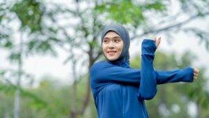 Tips Olahraga Saat Puasa, Olahraga Saat Puasa, Cara Sehat Berolahraga Saat Puasa, Waktu Terbaik Olahraga Puasa, Jenis Olahraga Puasa, Menjaga Stamina Puasa, Tips Sehat Ramadhan