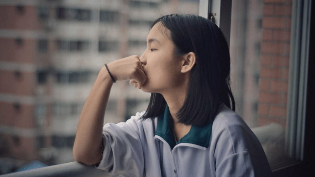 Quarter Life Crisis, Anak Muda, Kesehatan Mental, Karier, Media Sosial, Ketidakpastian, Pengembangan Diri