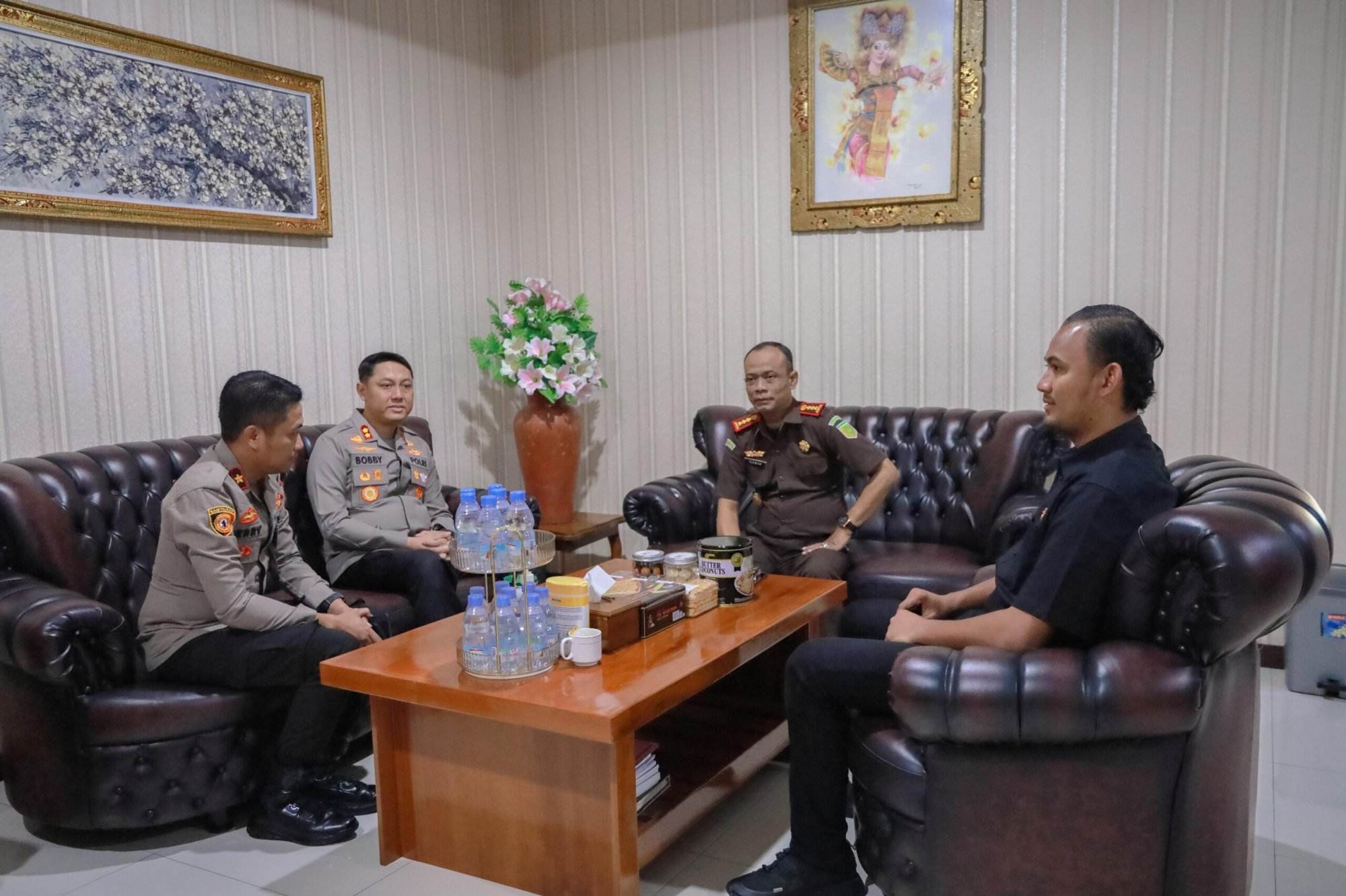 Kapolres Jember, AKBP Bobby, silahturahmi, Kajari Jember, Ketua PN Jember,
