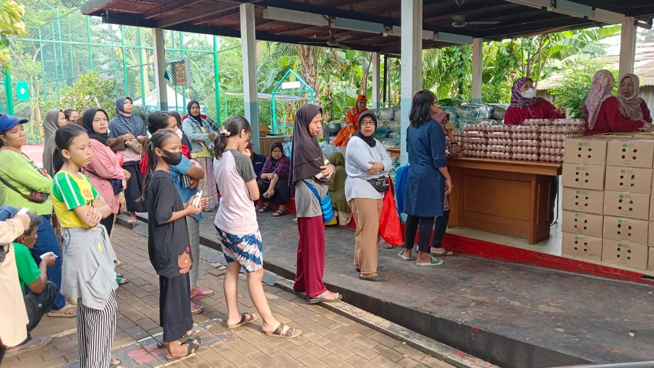 sembako KJPL, keterlambatan distribusi, Kartu Jakarta Pintar, bantuan sembako, DKI Jakarta, kebutuhan pokok, program sosial