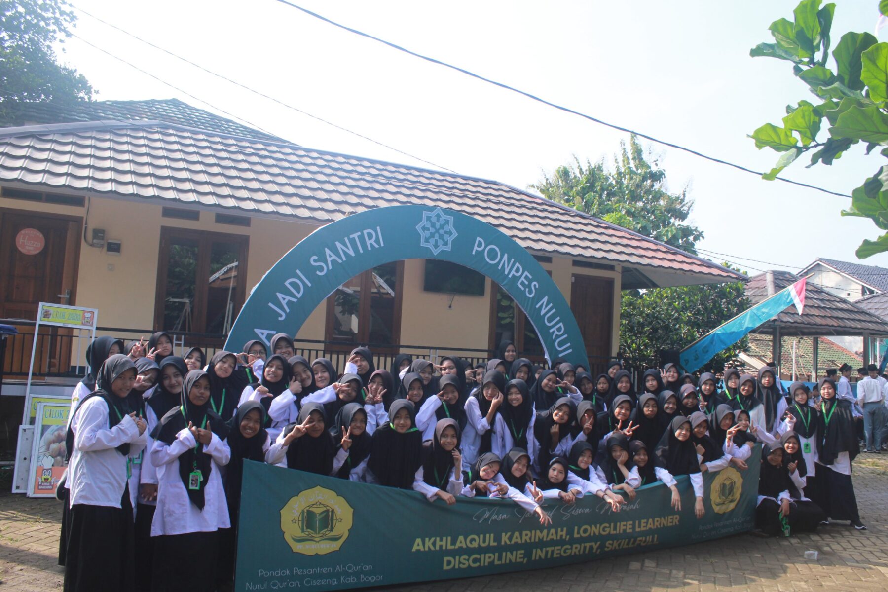 Pondok Pesantren Nurul Qur’an, pendidikan Al-Qur’an, tahfidz, pesantren modern, akhlak mulia, pendidikan Islam
