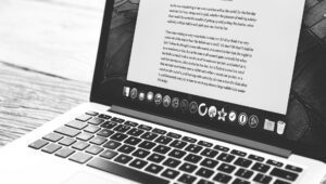proofing artinya, proofreading, copyediting, desain grafis, kualitas konten, pemeriksaan dokumen
