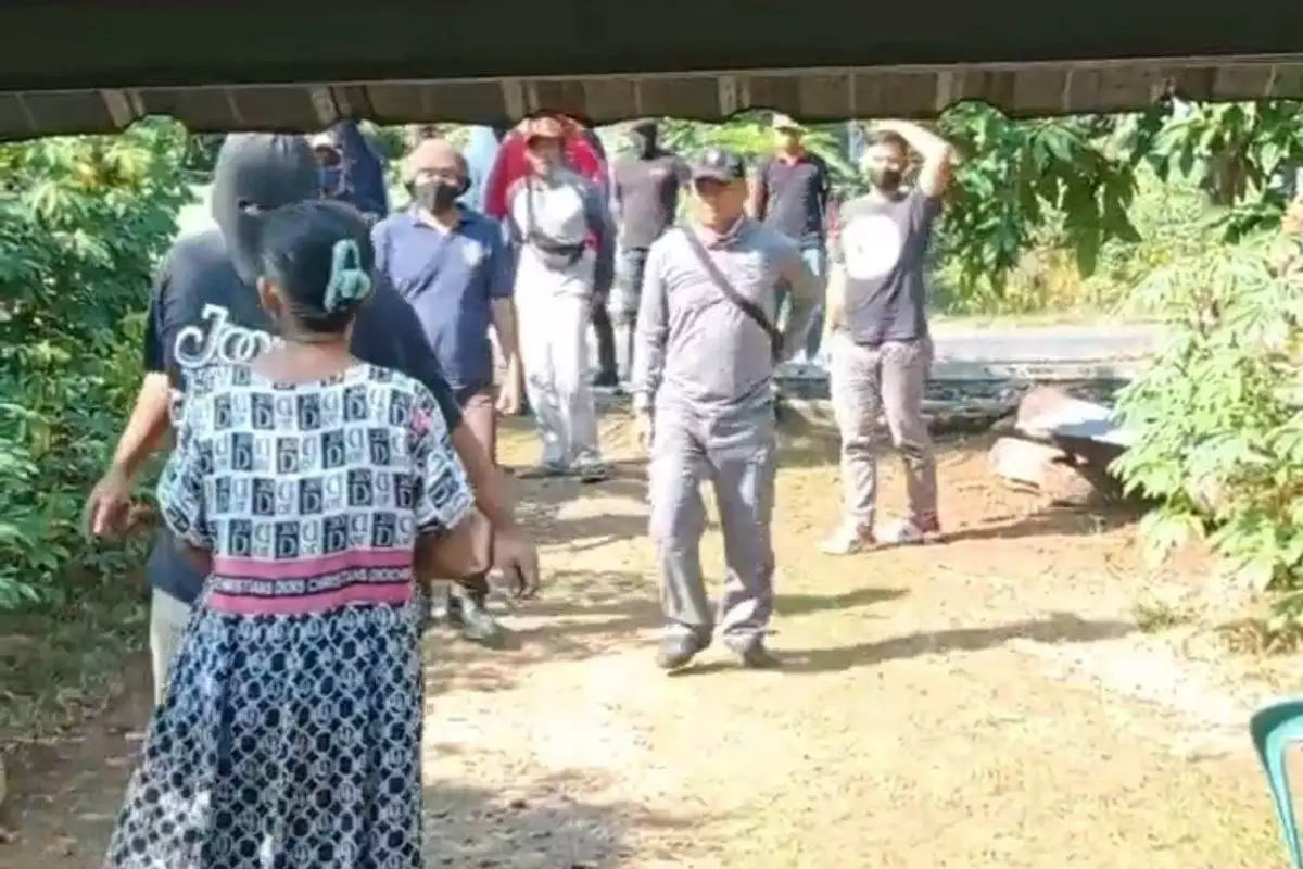 Rumah Petani Dirusak Massa Bertopeng, Konflik Agraria, Pati, Pundenrejo, Kekerasan Lahan, Hukum Tanah