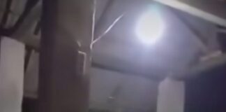 Tangkapan Layar Video Viral Keranda Bergerak Sendiri di Jenggawah, Jember