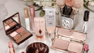 Brand Make Up Terbaik di Dunia, make up dunia, kosmetik profesional, make up artist, review make up, make up 2025, produk kecantikan, tips make up
