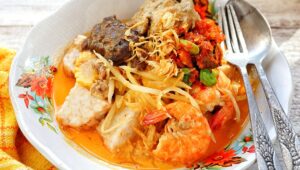 asal usul ketupat sayur, sejarah ketupat sayur, ketupat sayur lebaran, ketupat sayur betawi, filosofi ketupat, makanan tradisional indonesia, ketupat sayur padang, makna ketupat sayur