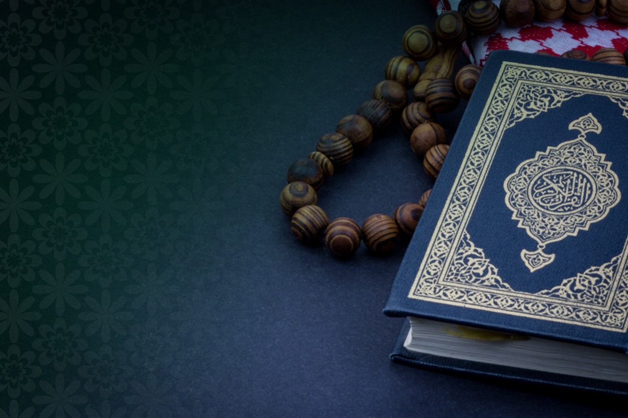 Peringatan Nuzulul Quran, Nuzulul Quran 17 Ramadan, Tradisi Nuzulul Quran, Sejarah Al-Quran, Hikmah Nuzulul Quran, Tilawah Ramadan, Pendidikan Al-Quran, Kegiatan Islami