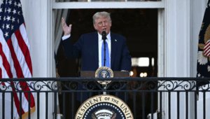 Presiden AS Donald Trump berpartisipasi dalam Pesta Musim Panas di Halaman Selatan Gedung Putih di Washington, DC, pada 4 Juni 2025. © Brendan SMIALOWSKI / AFP