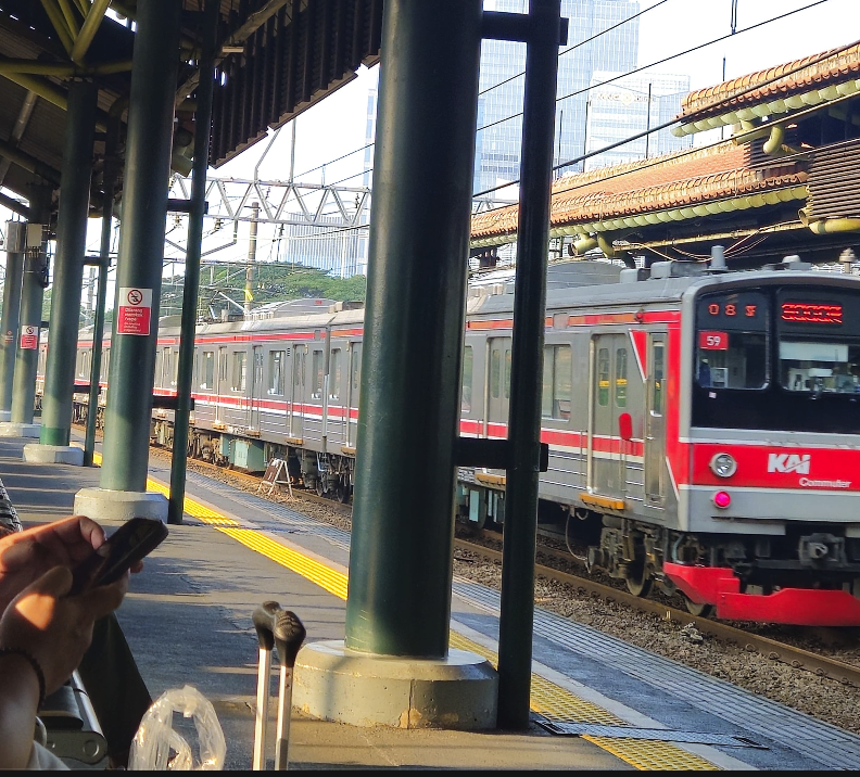 Layanan KAI Commuter