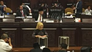 Anggota DPD Dipilih Melalui Apa, DPD, pemilu, anggota DPD, demokrasi, otonomi daerah, pemilihan DPD, KPU, politik Indonesia, suara daerah