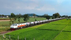 Angkutan BBM Pakai Kereta Api ke Malang dan Madiun (Foto: Istimewa)