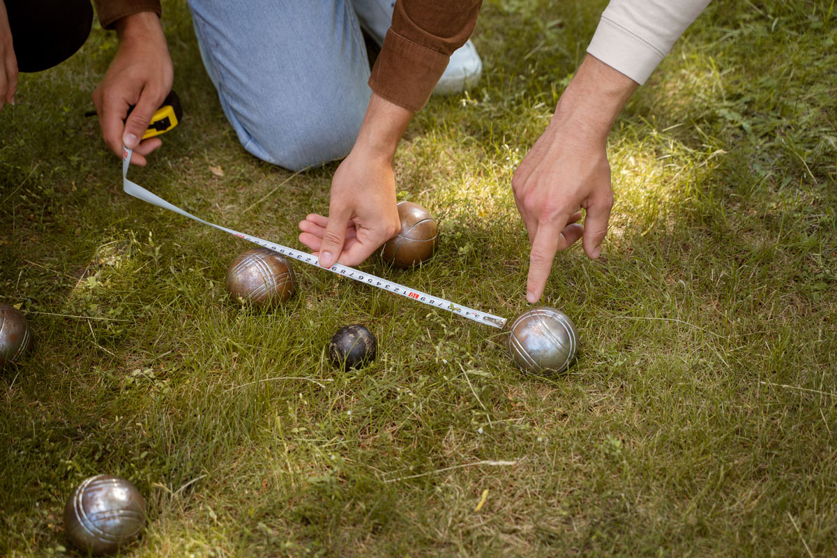petanque, olahraga santai, apa itu petanque, permainan Prancis, boule, cochonnet, olahraga strategi, komunitas petanque, turnamen petanque