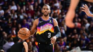 Pebasket senior Chris Paul mulai memberi sinyal bahwa kariernya di NBA akan segera berakhir