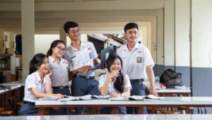 Contoh Visi Misi Sekolah SMA yang Inspiratif