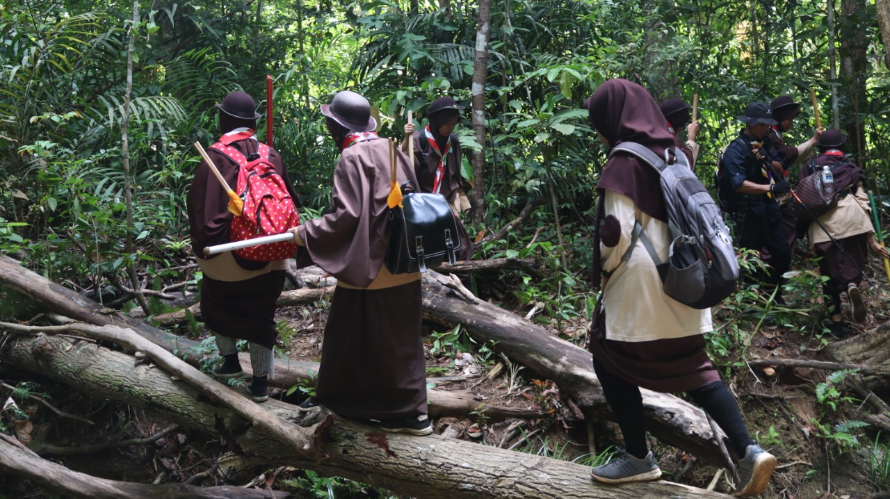 Hiking Pramuka Adalah Petualangan Penuh Makna