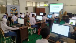 Ekstrakurikuler Desain Grafis Membuka Jalan Menuju Masa Depan