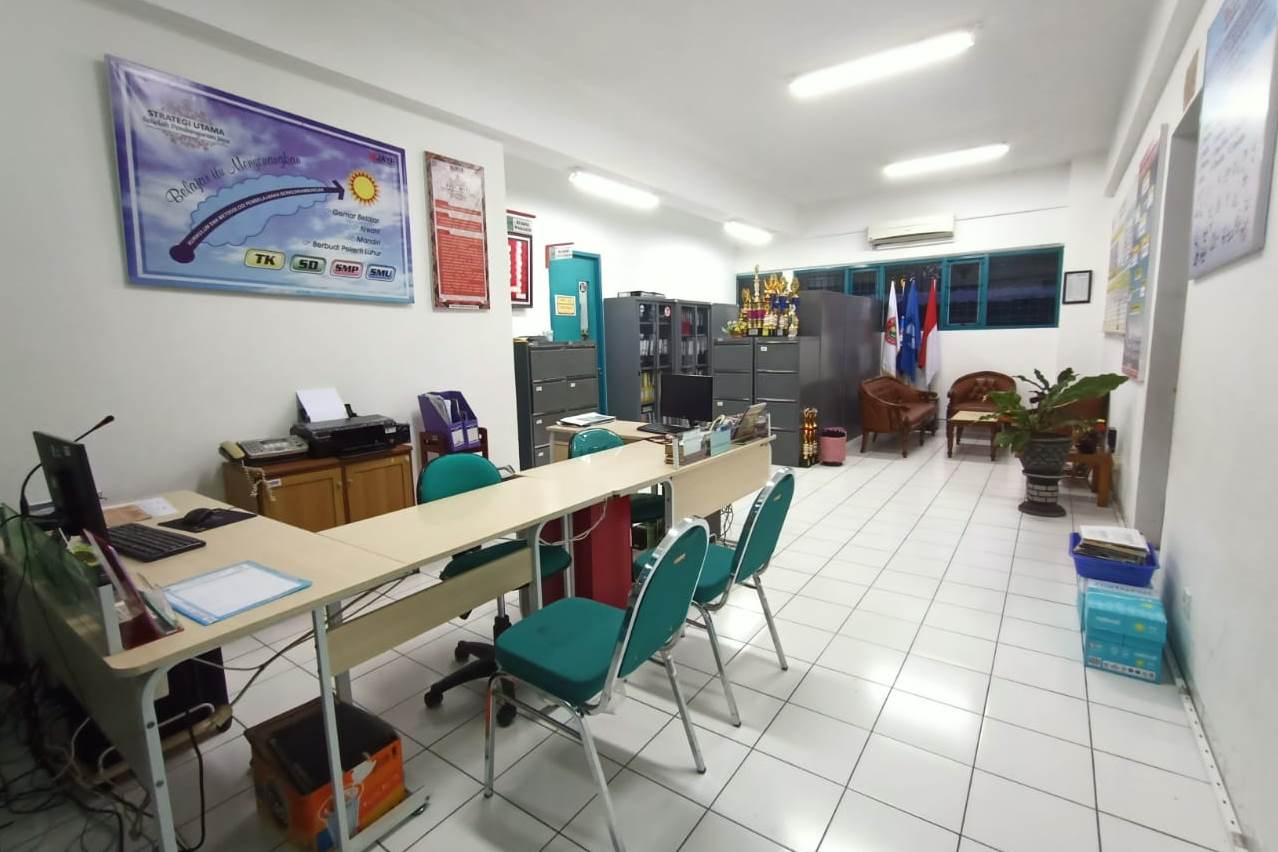 Ruang Tata Usaha Pengertian Tugas