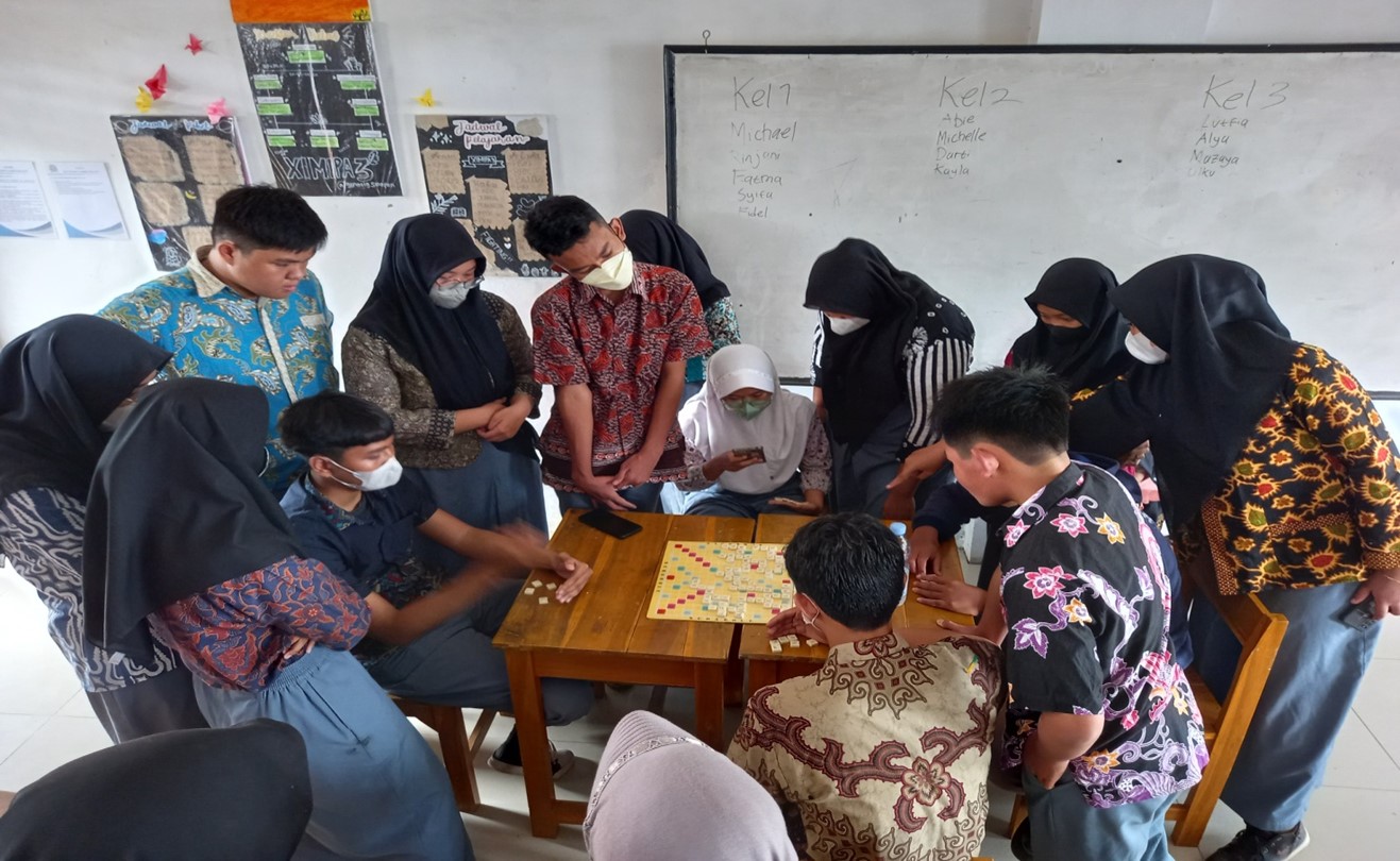 kegiatan di ekstrakurikuler english club