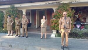 tugas abdi negara adalah