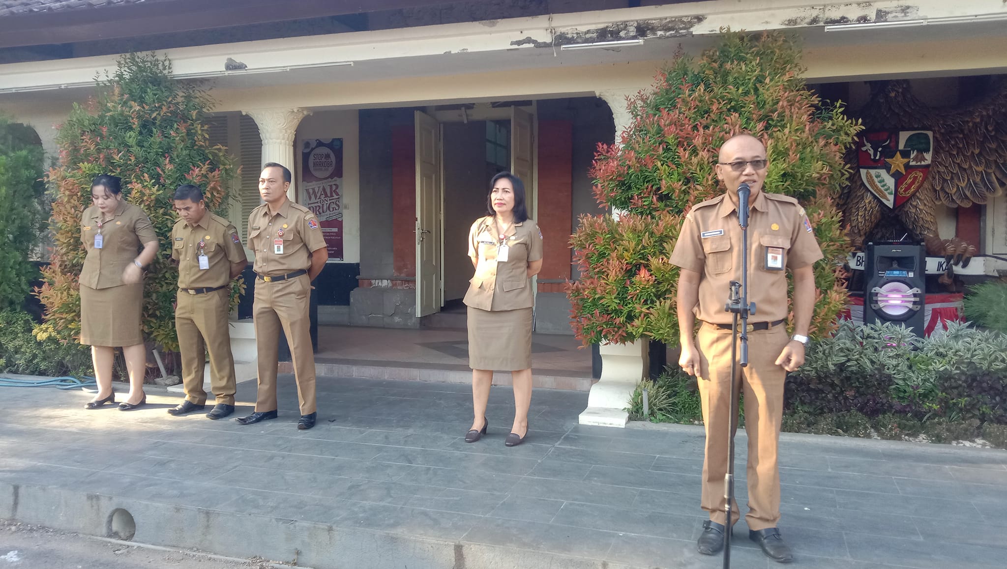 tugas abdi negara adalah