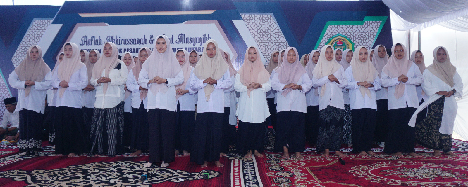 Memahami Arti Haflah dari Segi Bahasa dan Budaya