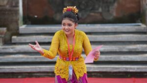 Deretan Puisi Pendek Tentang Keindahan Alam yang Menyentuh Hati