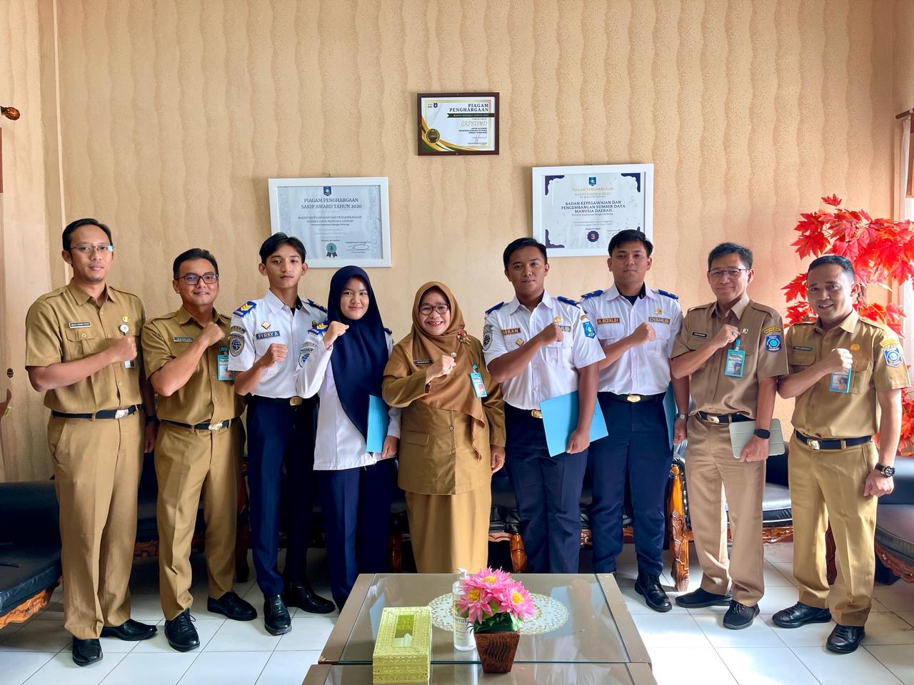Memahami Apa Itu Abdi Negara secara Filosofis