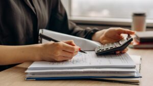 Apa Itu Unearned Revenue dalam Bisnis Modern?